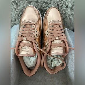 BRAND NEW NIKE Metallic Rose Gold Air Max ~ Sz. 9